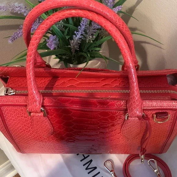 Brahmin Calimero Collection Small Finley Satchel Bag - Picture 7 of 16